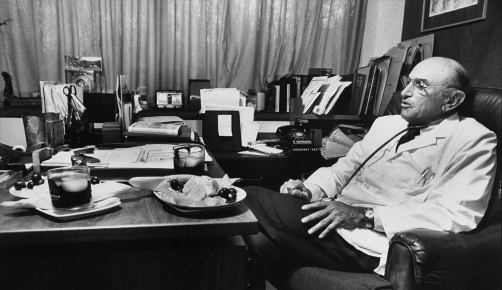 [Herman+Tarnower+(004).jpg]