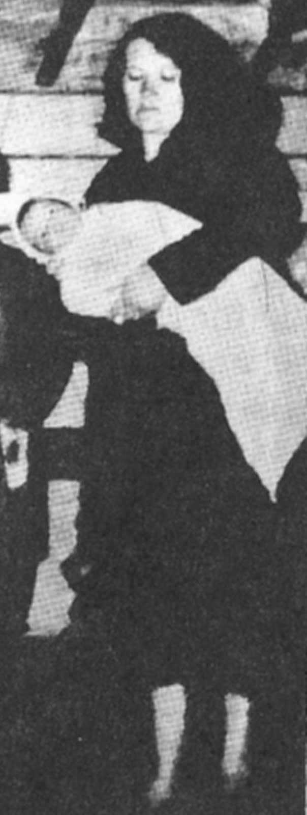 [Sara+María+Rosa+con+Librepensamiento.jpg]