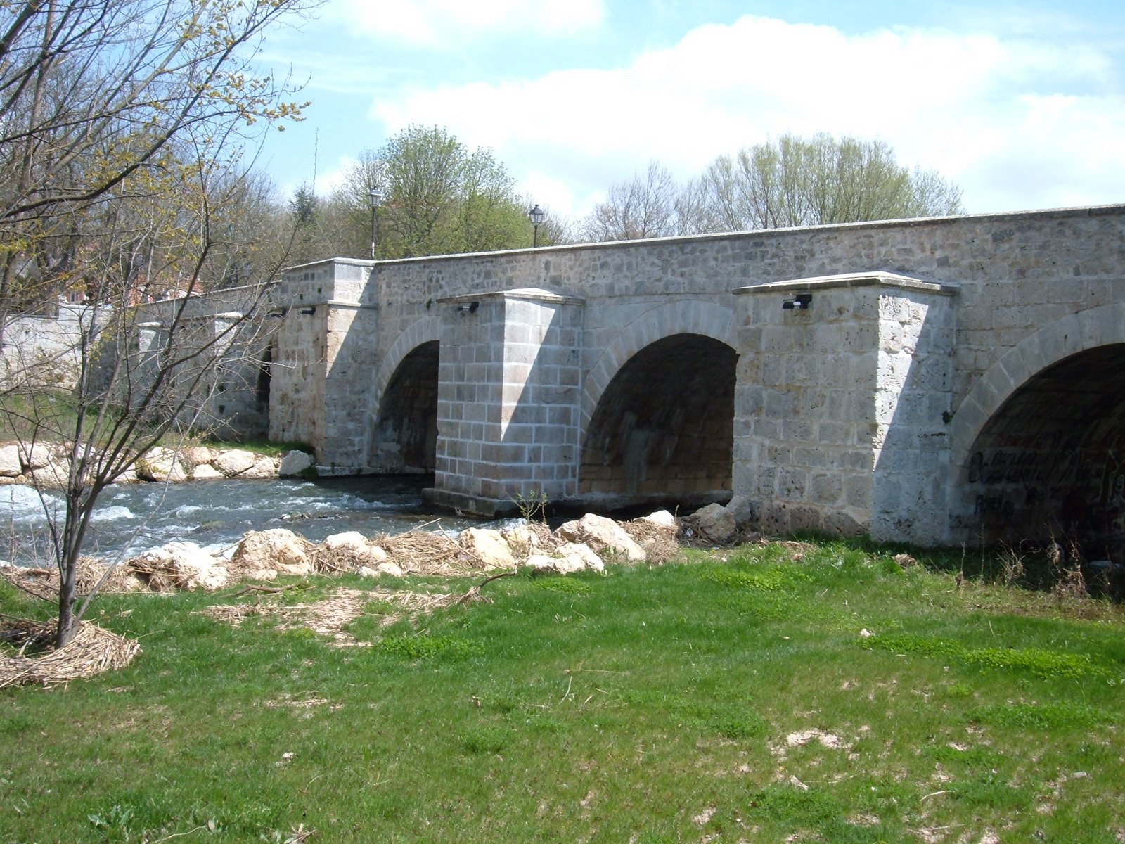 [puente+de+malatos.JPG]