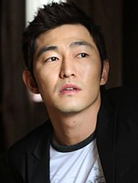 Entertain Celebrity Korean: Heo Joon Suk