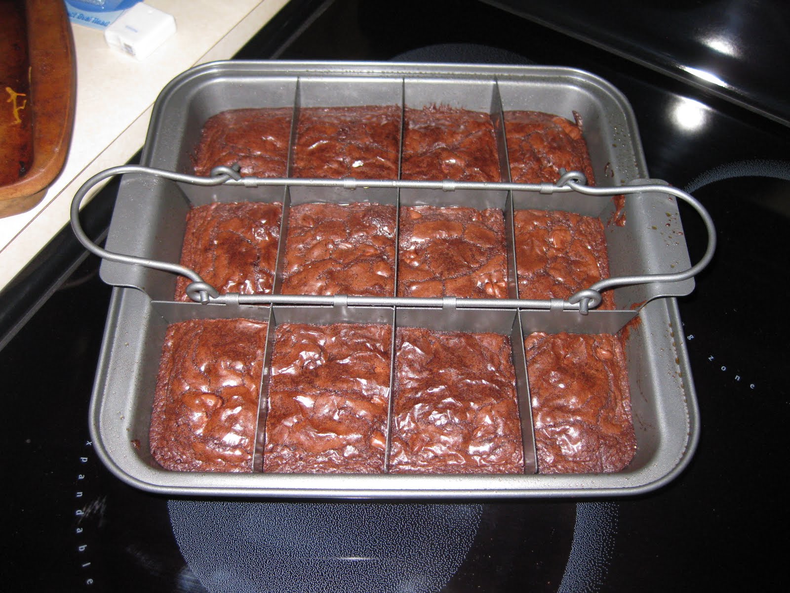 Dawn Ray of Sunshine Perfect Brownie Pan = Perfect Brownies