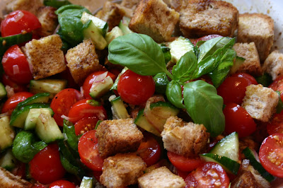Cooking with Eva: Stale bread with tomatoes....or Panzanella if you want.
