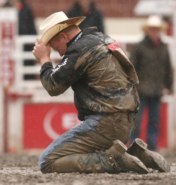 Leah Hennel Photography: Muddy Rodeo