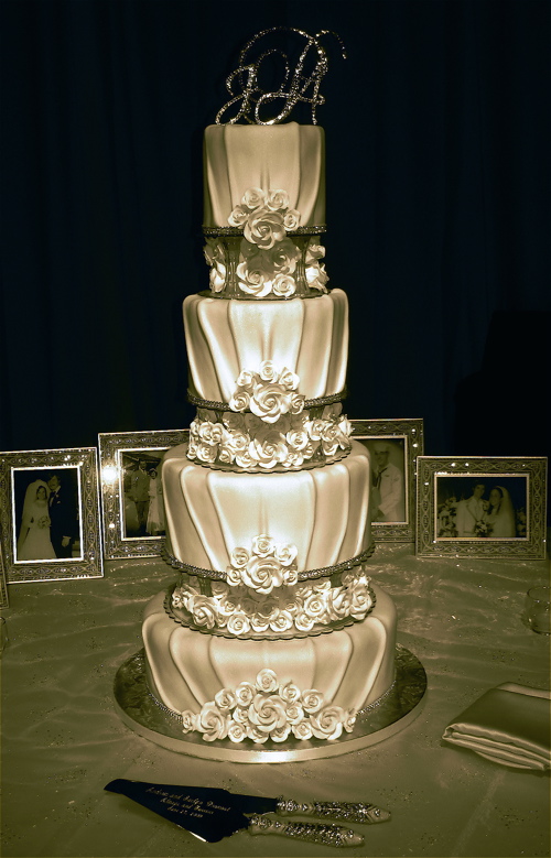 Kehrin's Charmed Life Some of our favorite cakes by Karen!