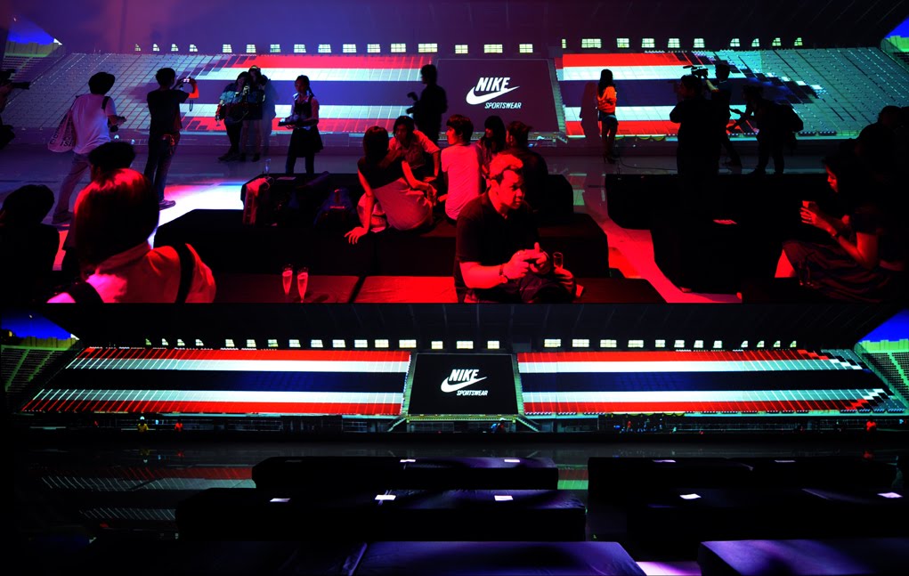 apostrophy's NIKE SPORTSWEAR X CASSETTE PLAYA SUMMER 10 FASHION SHOW