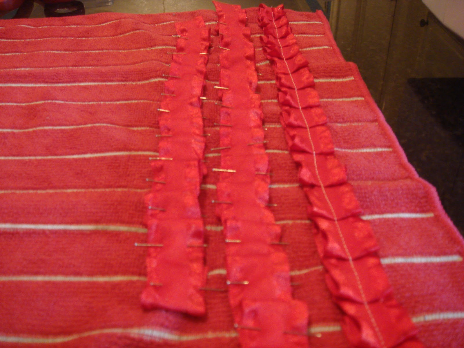 Prudently Painted Vintage: I love ruffles!!