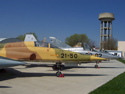Cazas F-5 en el Museo del Aire