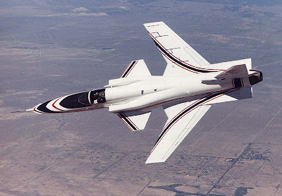 Avión experimental de flecha invertida Grumman X-29