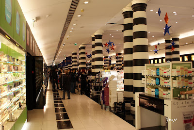 TOT PASSEJANT Avinguda de la Llum de Barcelona