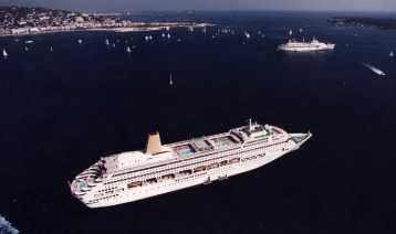 ORIANA and CANBERRA anchored off Cannes