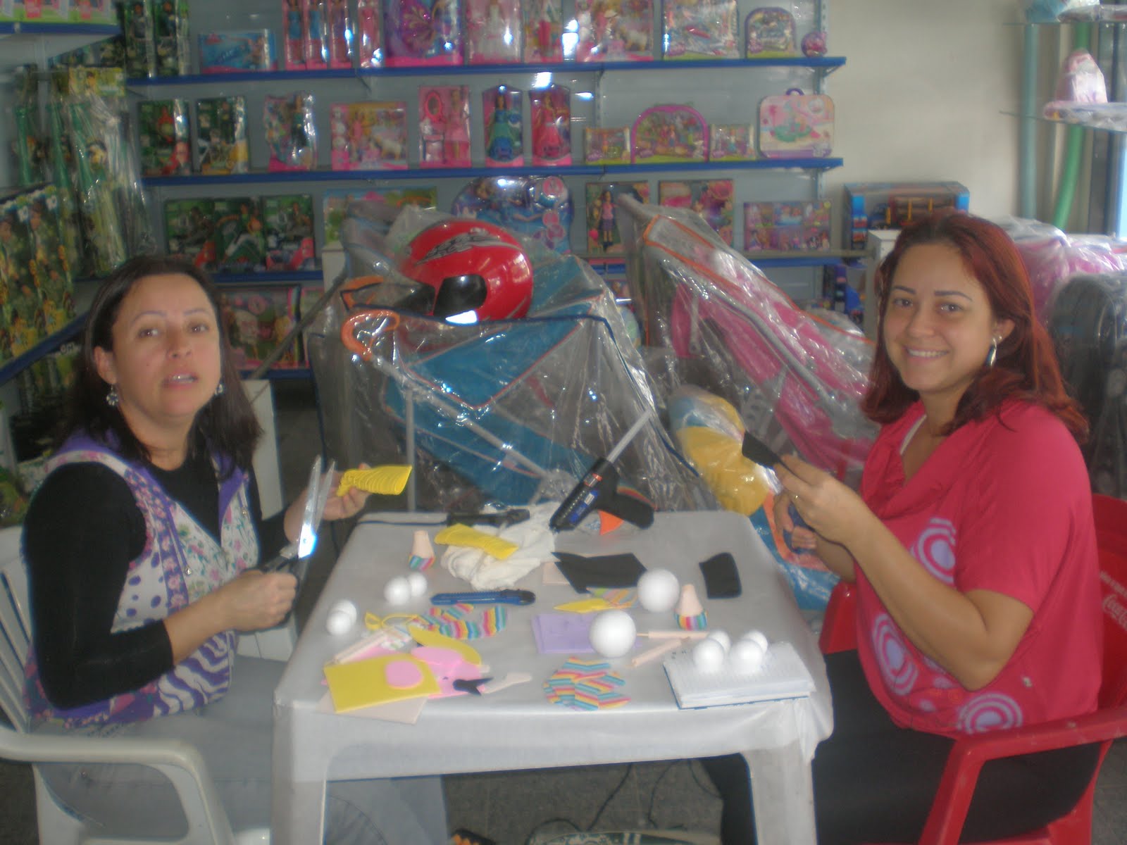 Bra Filmer På Netflix OFICINA DE E.V.A EM PIUMA E MARATAÍZES Bra Filmer På Netflix OFICINA DE E.V.A EM PIUMA E MARATAÍZES