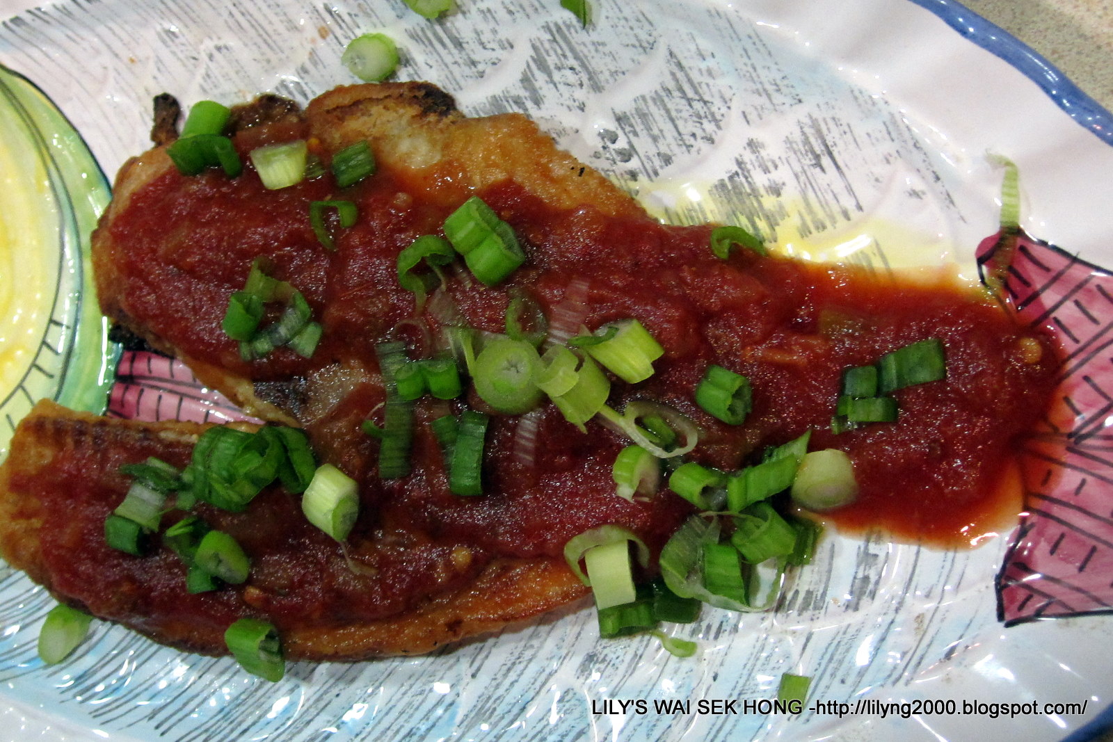 maknyuus recipes Panfried Fish Fillet with Pace Picante Sauce