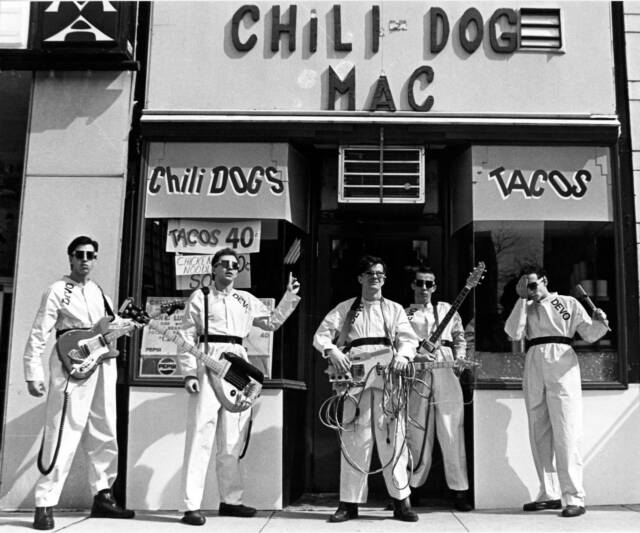 Devo_at_the_Chili_Dog_Mac_in_Akron_1978.