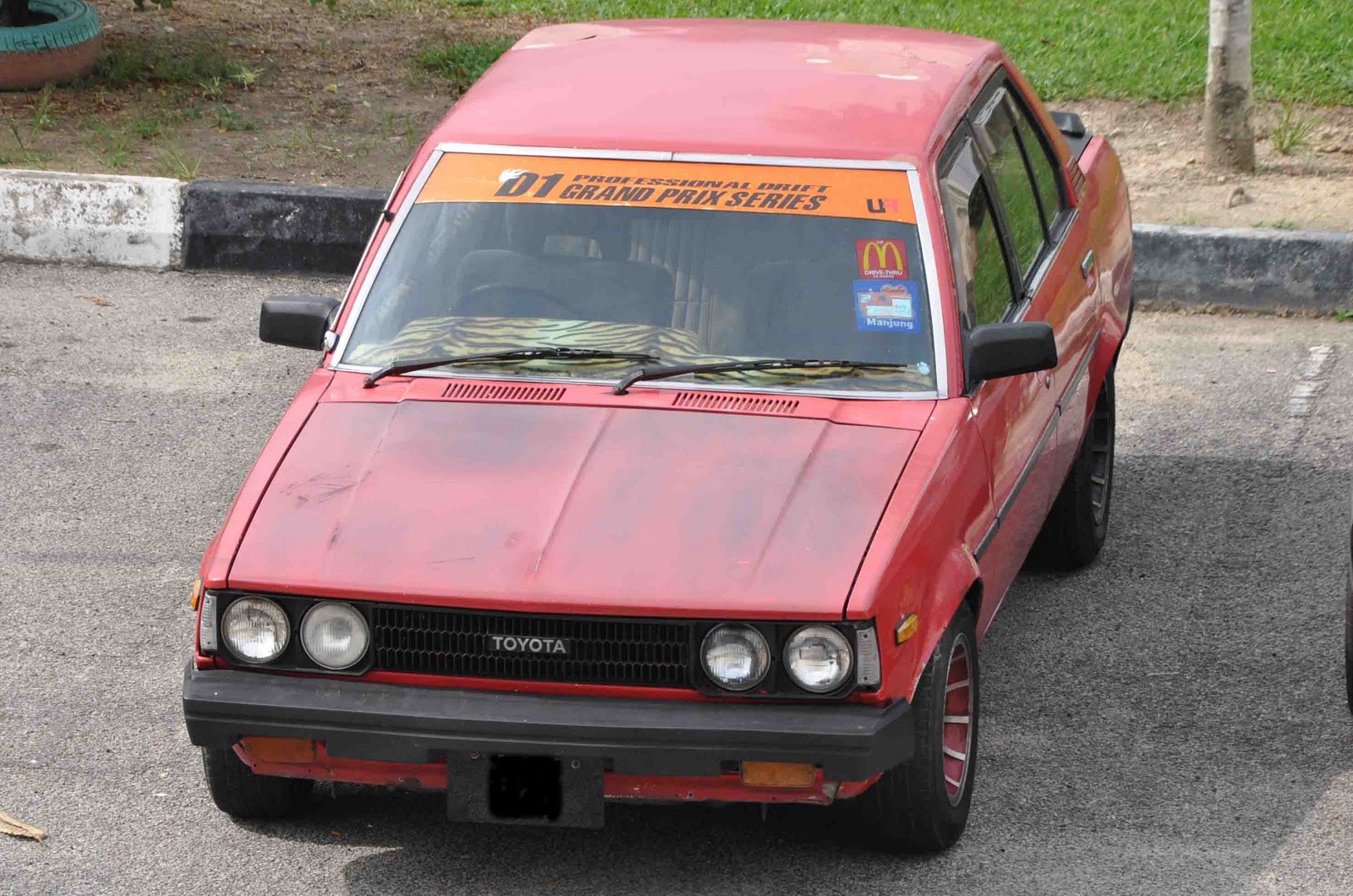 kereta.jpg