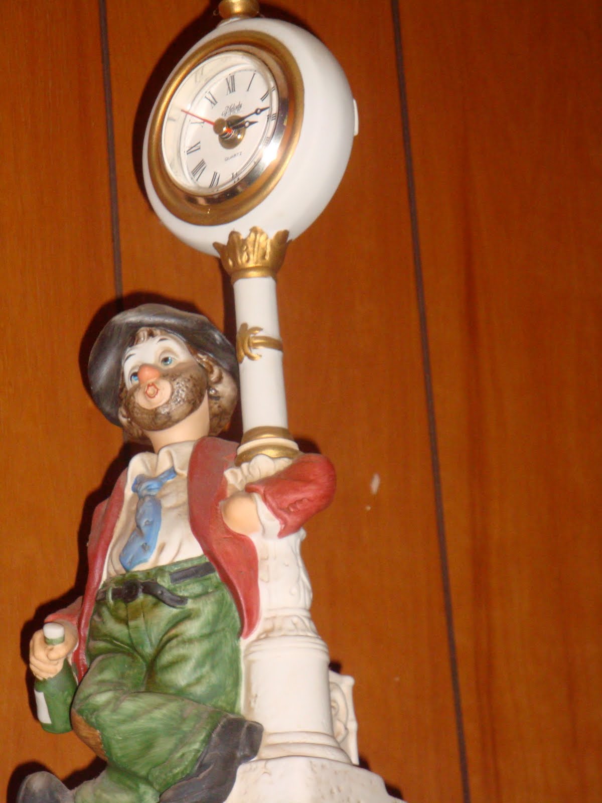 the yellow house in the U: Whistling Willie