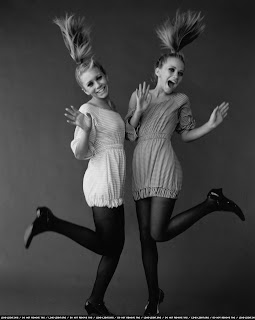 Cute Celebs Pantyhose: Olsen Twins