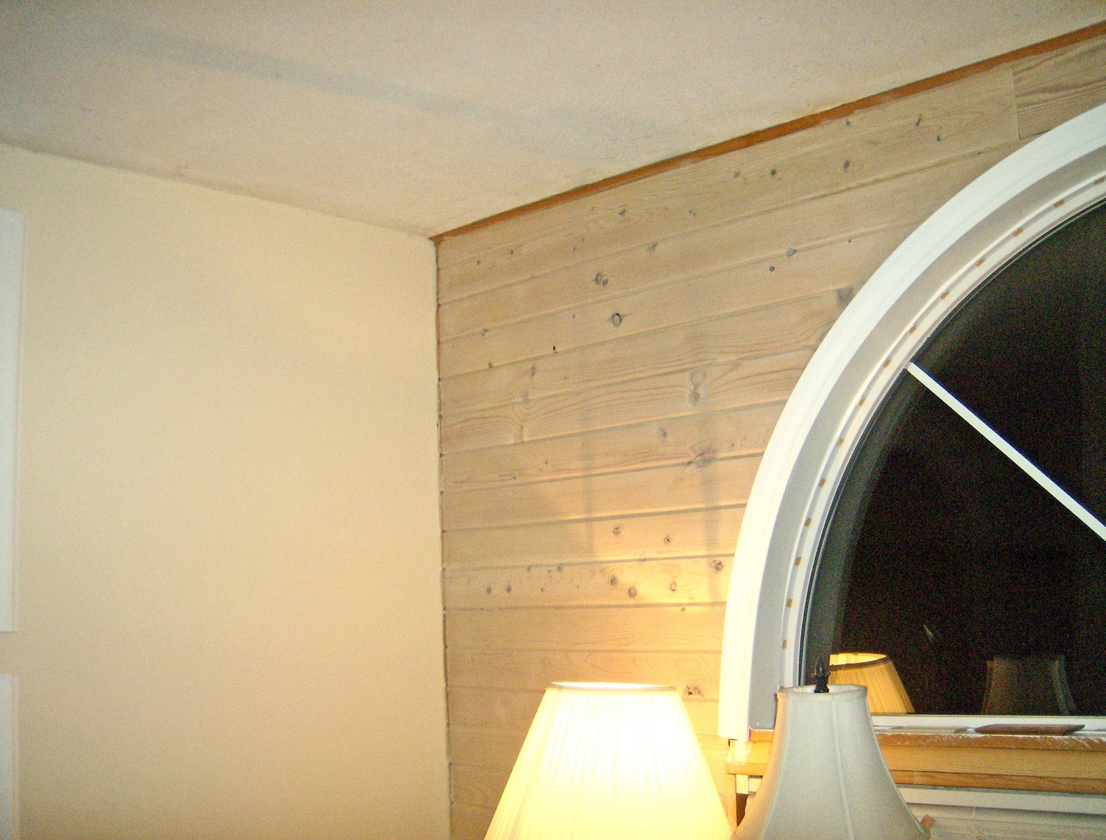 [HPIM6352_edited-1.jpg]