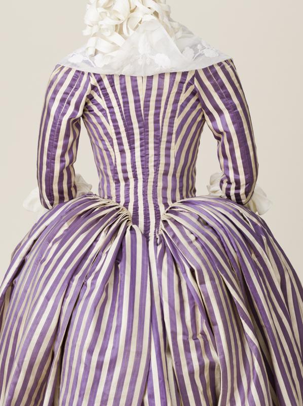 Rococo Atelier: W.I.P.: Striped robe à l'anglaise