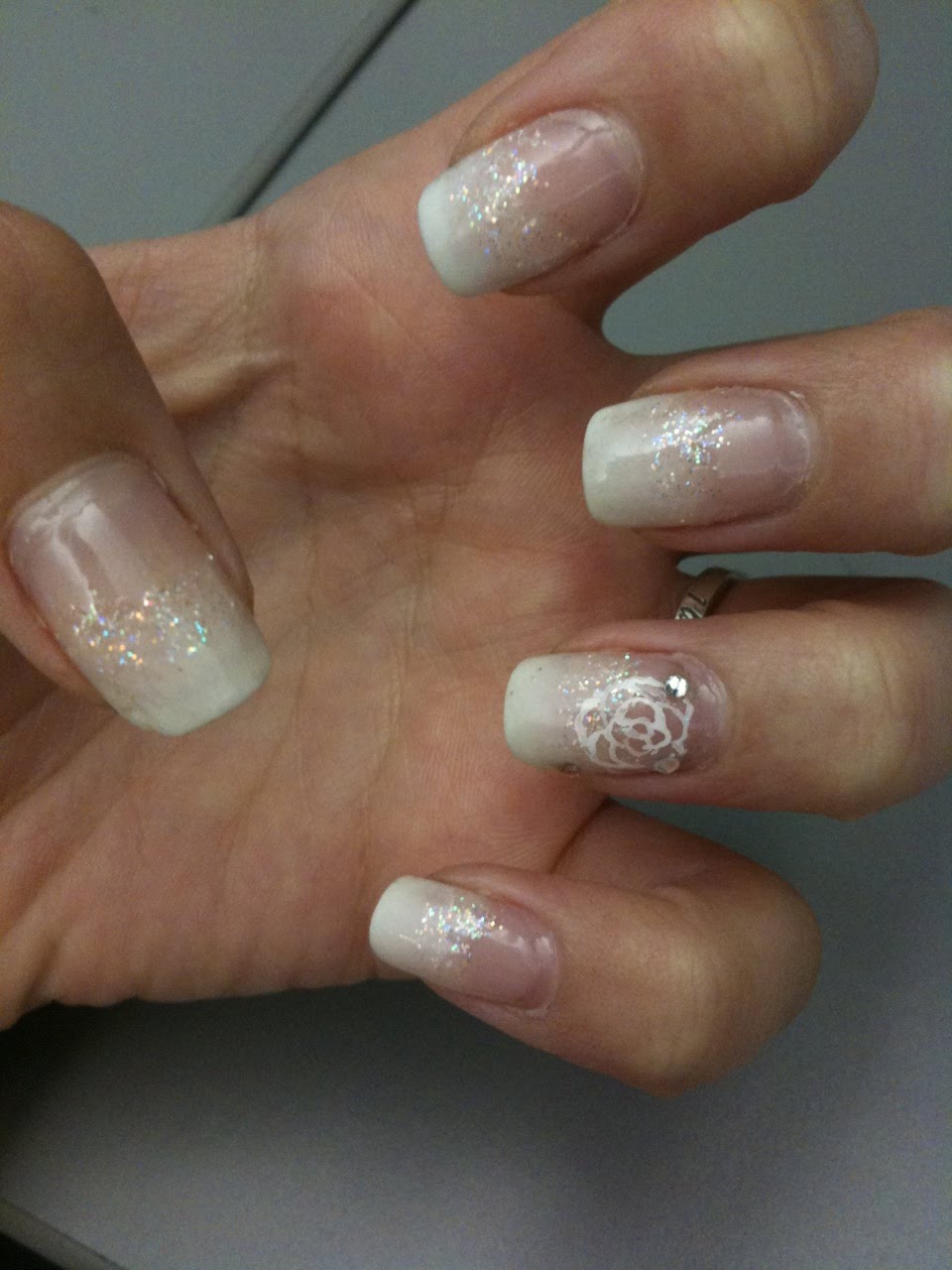 MiSSGLAMOURGiiRL: Calgel Manicure Update