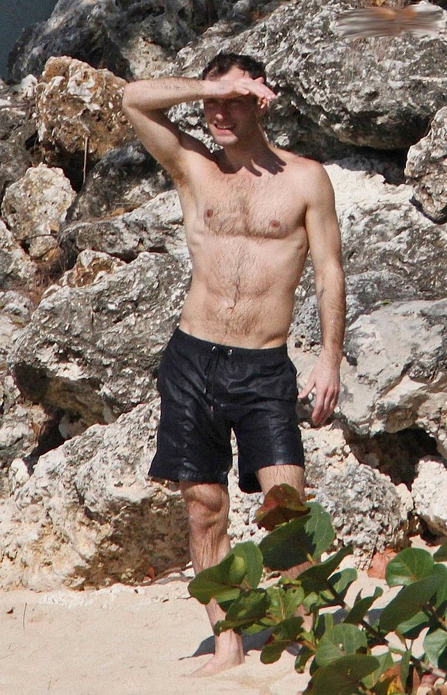 Male Celeb Fakes - Best of the Net: Jude Law English Actor Naked in the Raw!!