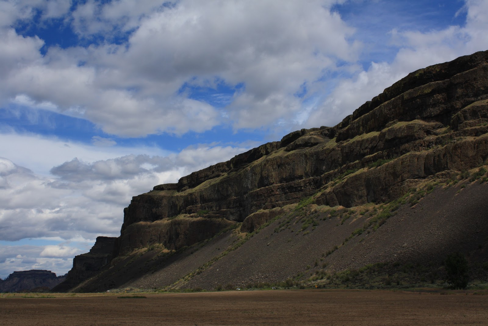 Ribbons and Lines The Grand Coulee and the Carved Landscapes of