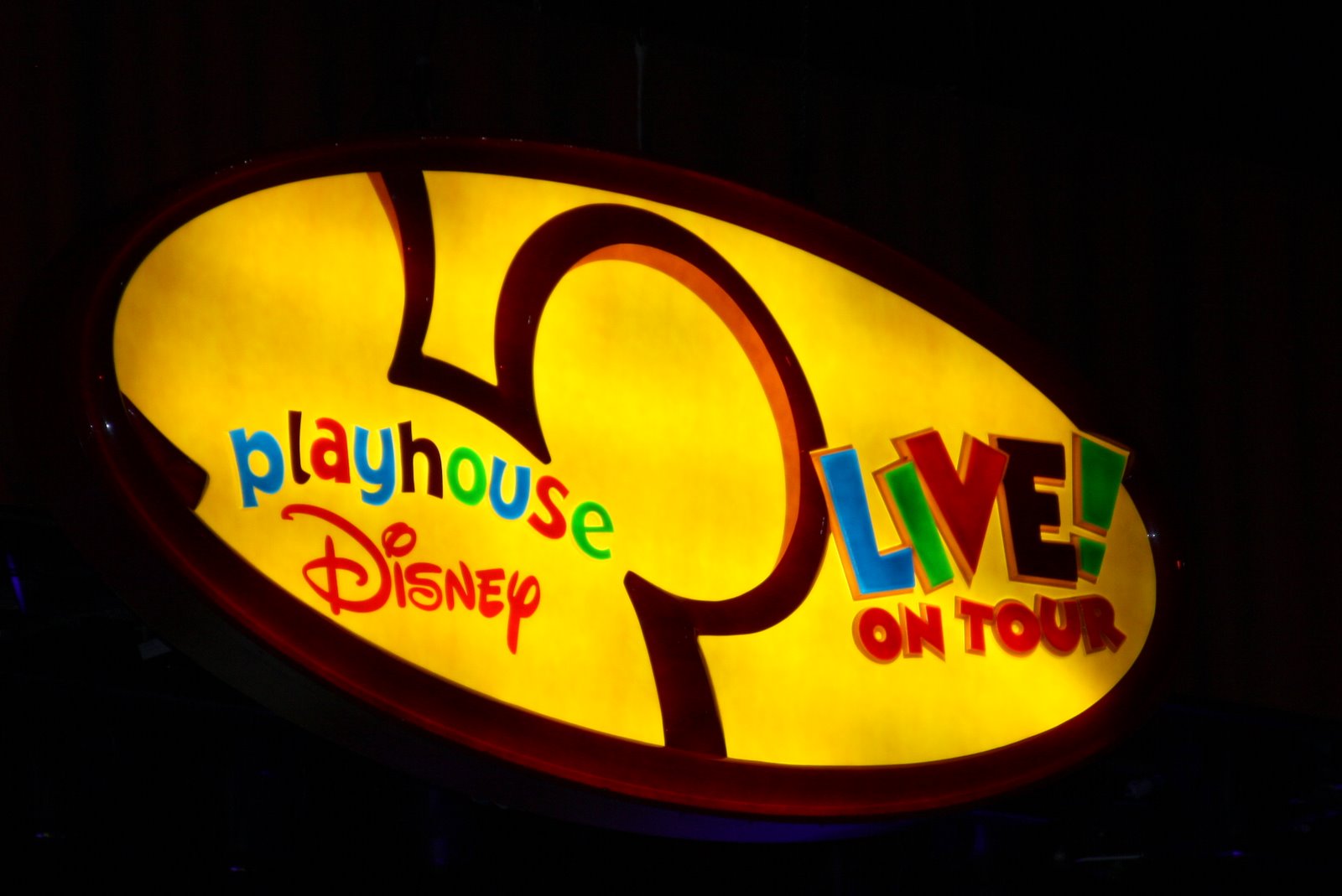 Celia na Itália Playhouse Disney Live 02.12.10, quinta