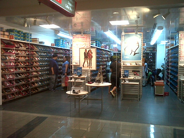 payless shoes eastland