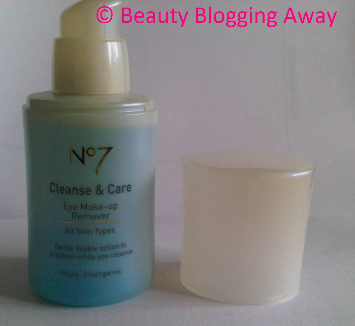 Navilicious Beauty: Review: No7 Cleanse and Care Eye Makeup Remover