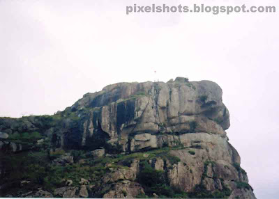 kuravan mala,images of ramakkalmedu,kerala-hill-station-photos,rock mountain peaks of ramakkalmedu mountain ranges,one of the highest mountains in kerala