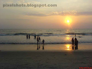 beach sunset photography from india kerala,one of the main attractions of kerala tourism the beaches in kerala,kerala tourism,calicut beach,sunset