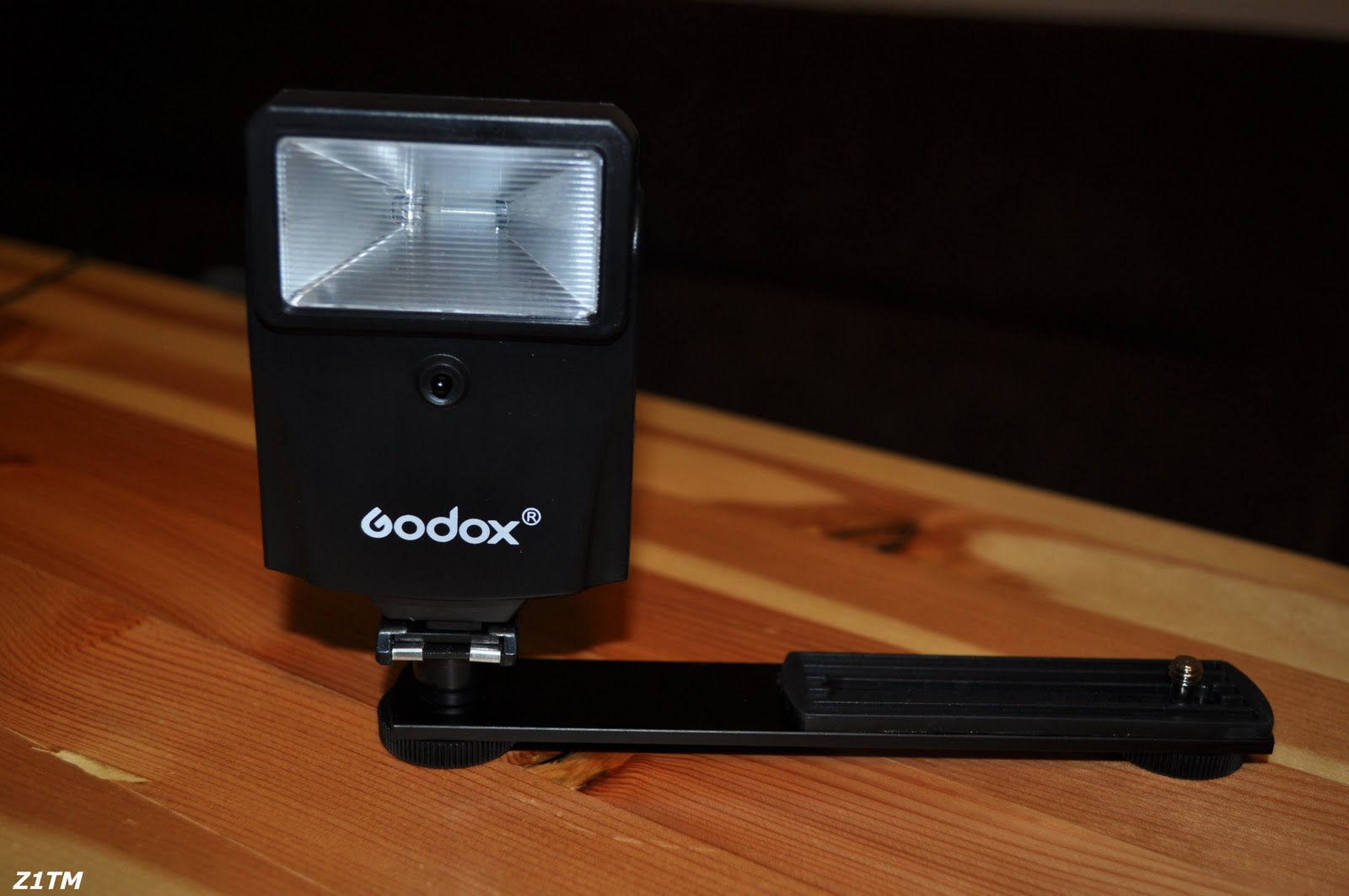 Z1TM Godox Camera Slave Flash Unboxing