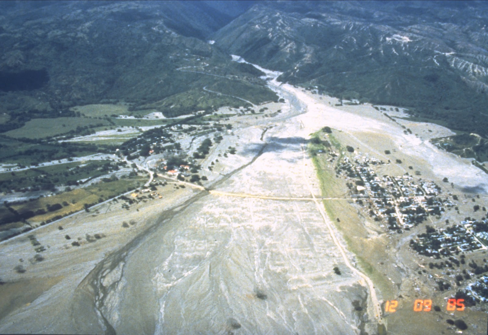 Nevado del Ruiz Volcanic Eruption of 1985: Photo Gallery