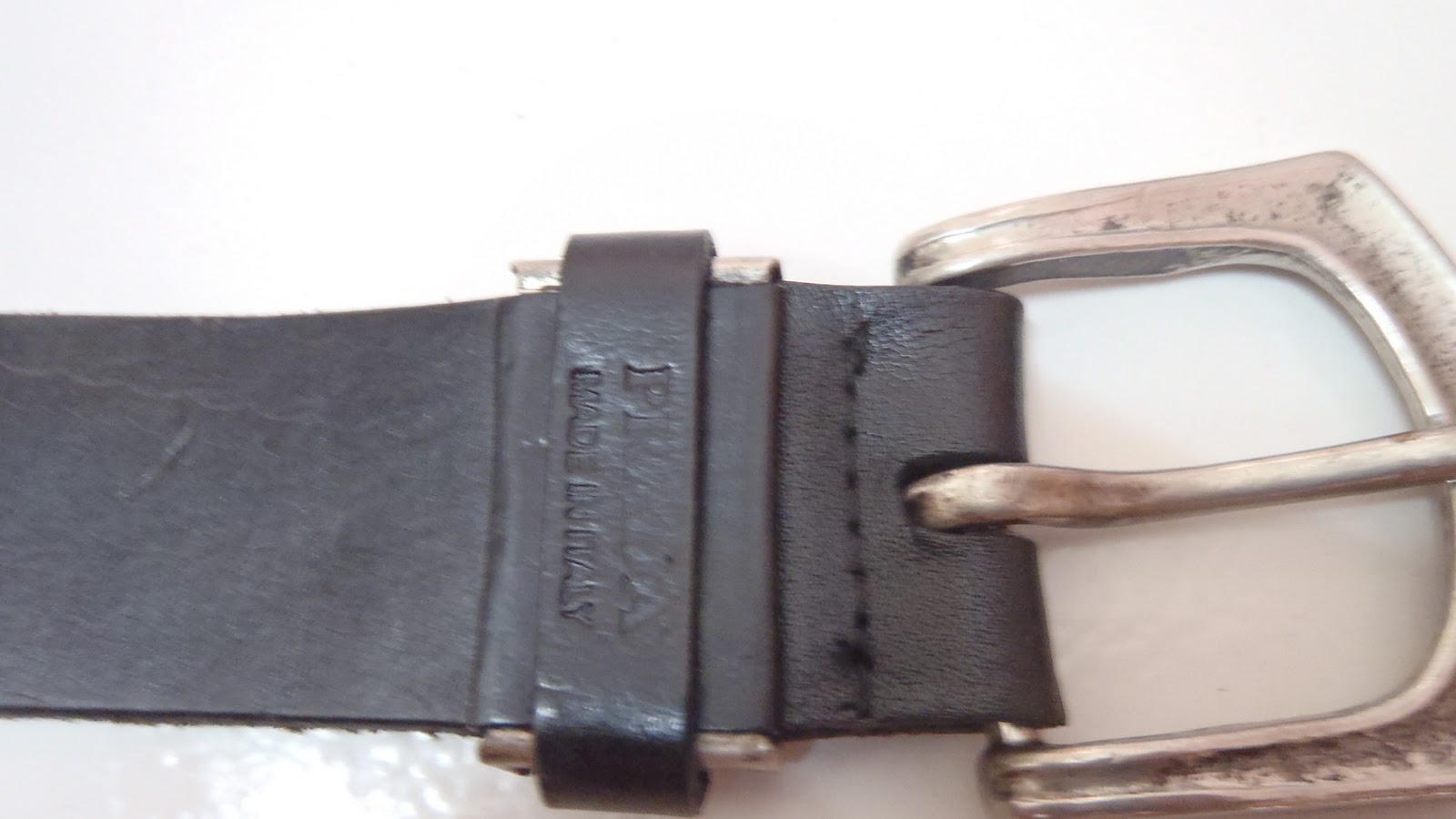 .: Prada belt made in Italy