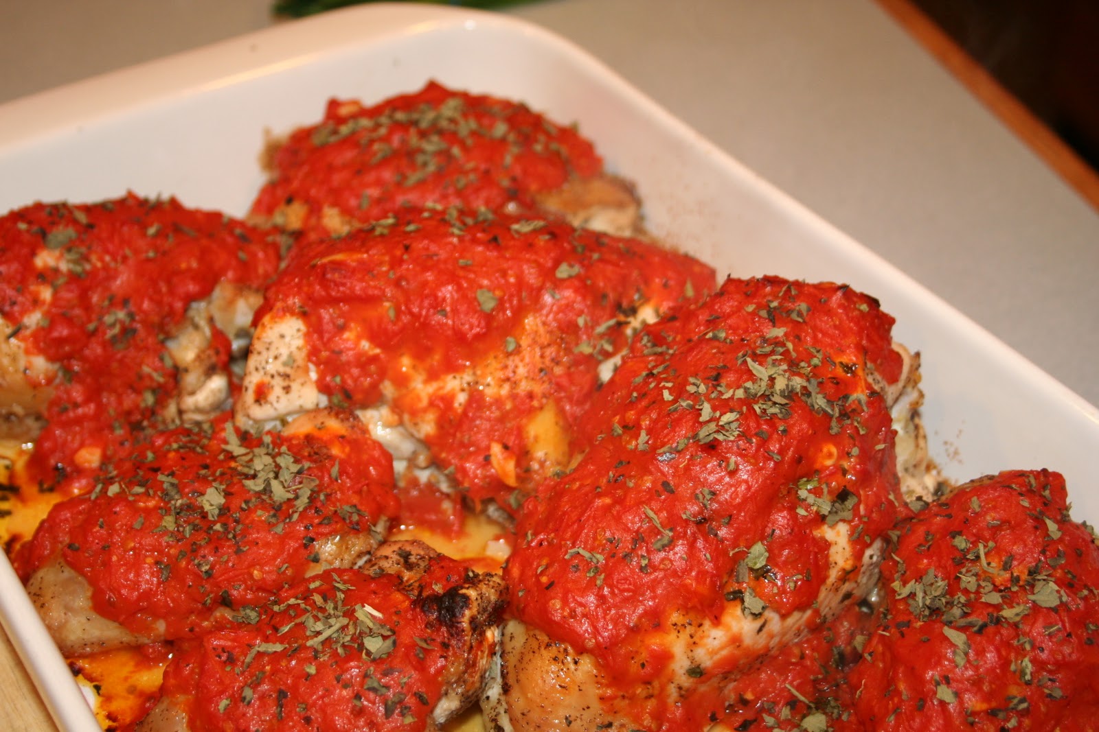 Oven Roasted Chicken In Tomato Sauce