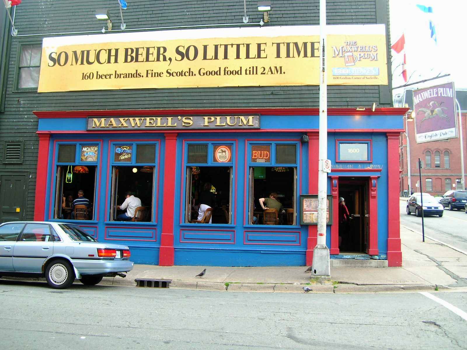 [Maxwell's+Plum+2.JPG]