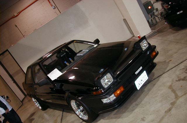 Toyota trueno салон