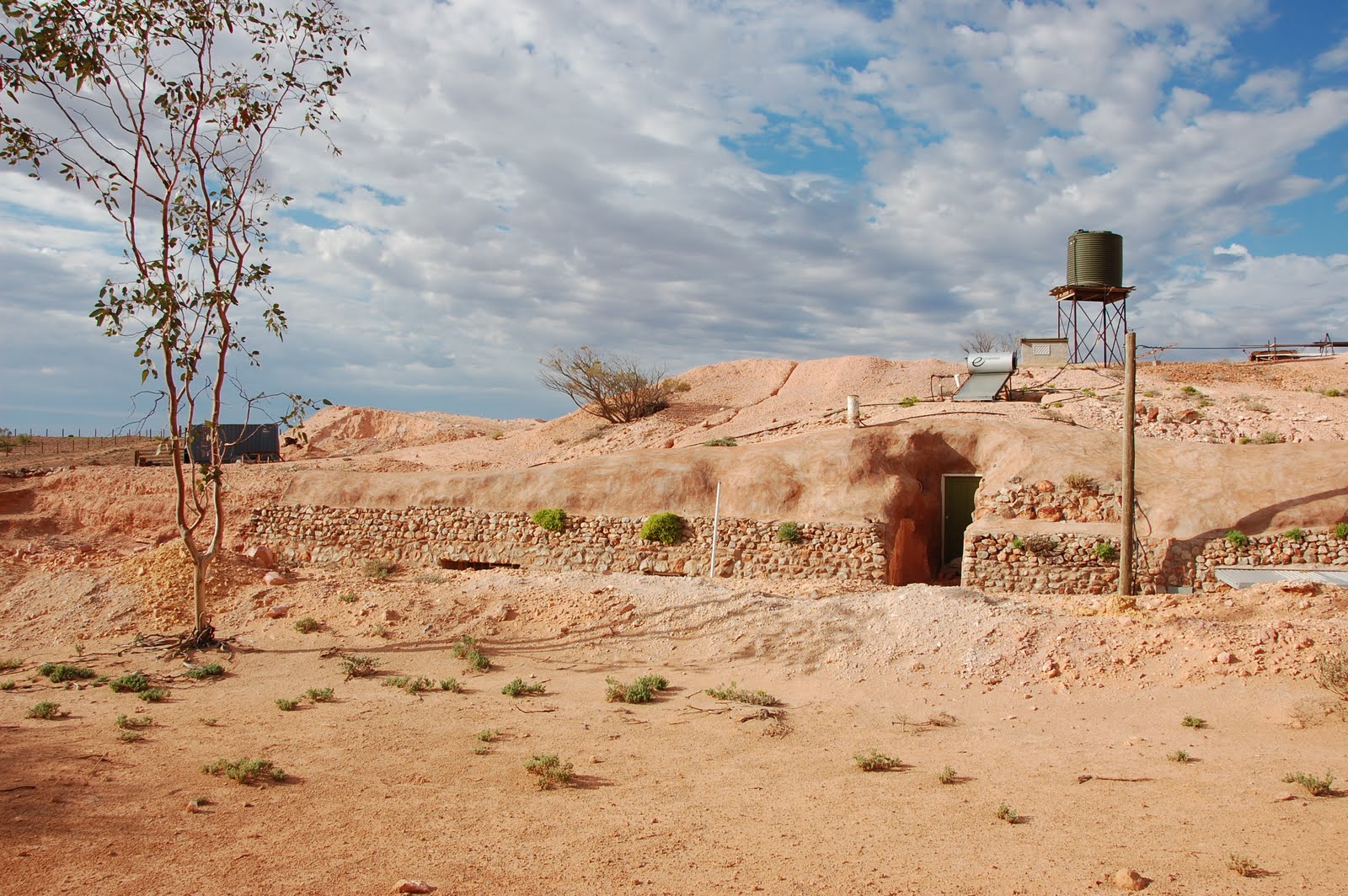 On the road again Alice Springs.....Uluru......Coober Pedy