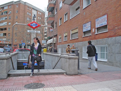 Alfonso XIII. Estación de Metro y alrededores