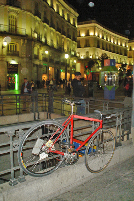 Hoy último paseo en bici del año por Madrid con  bicicrítica