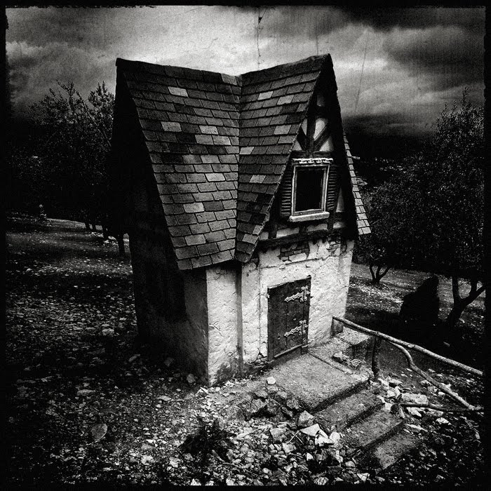 [____my_HOusE_____by_twELveRN.jpg]