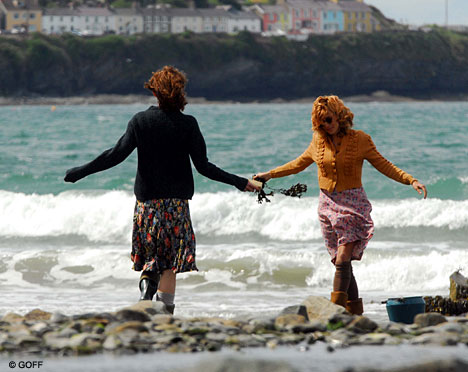 [keirasiennacavort2.jpg]