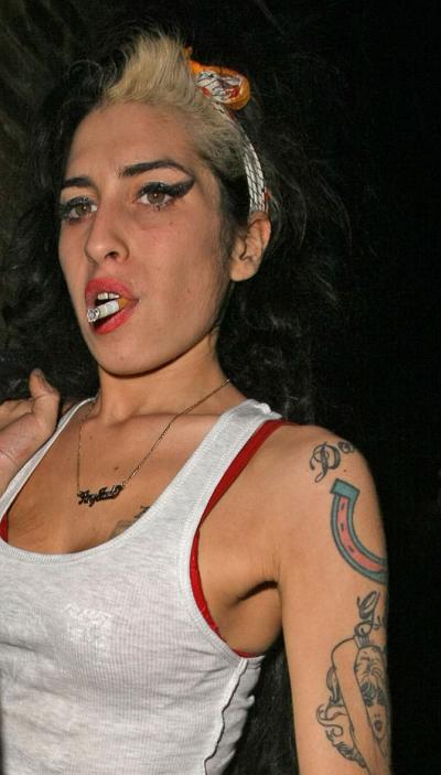 [winehouse2.jpg]