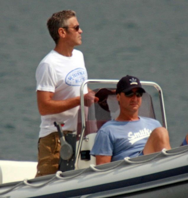 [clooneyboat.jpg]