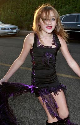 [noahcyrus.jpg]