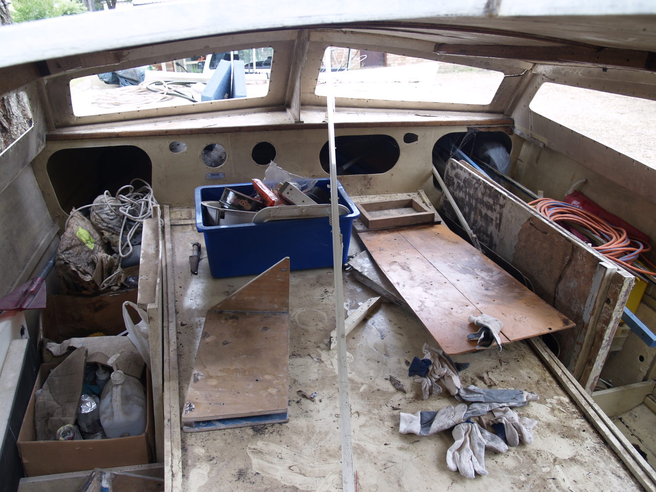 LUNGFISH PROJECT: JARCAT 6 CATAMARAN TRAILER SAILER FOR SALE