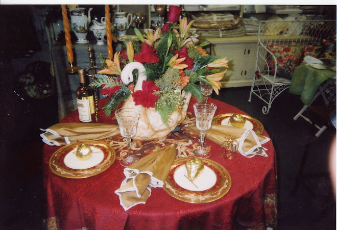 Centerpiece in Swan
