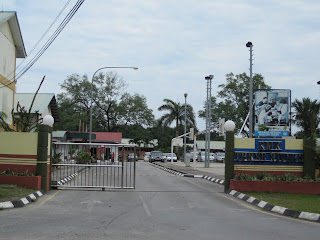 The Mukah: Pintu Gerbang SMK Three Rivers Mukah, Mukah
