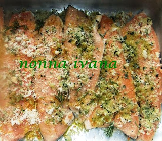 Set Spinner Per Trote Paradox Fishing - 10 Pezzi Da 2,8g, Con Scatola, UV E Glow - Foto 4