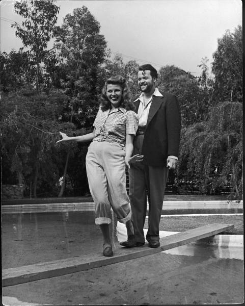 [Rita+Hayworth11.jpg]