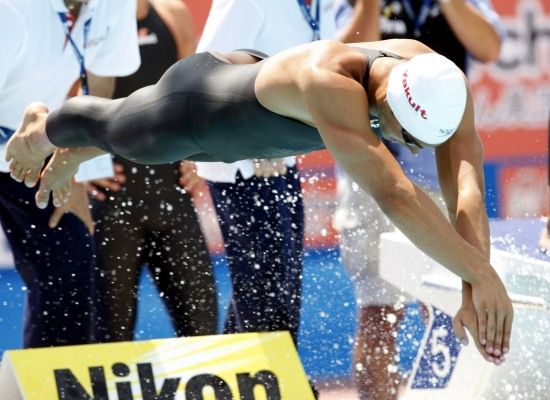 [Ricky+Berens+swimwear+malfunction]